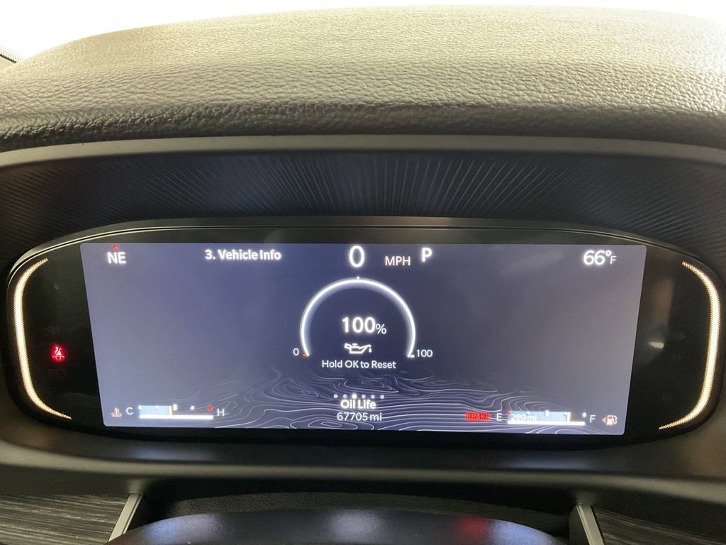 Used 2024 Jeep Wagoneer Series III w/ Flexible Seating Group image 29