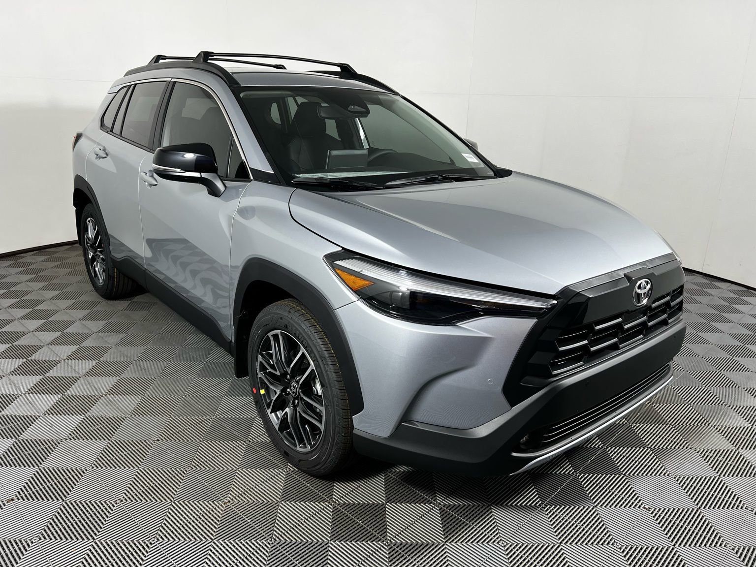 New 2026 Toyota Corolla Cross XLE image 3