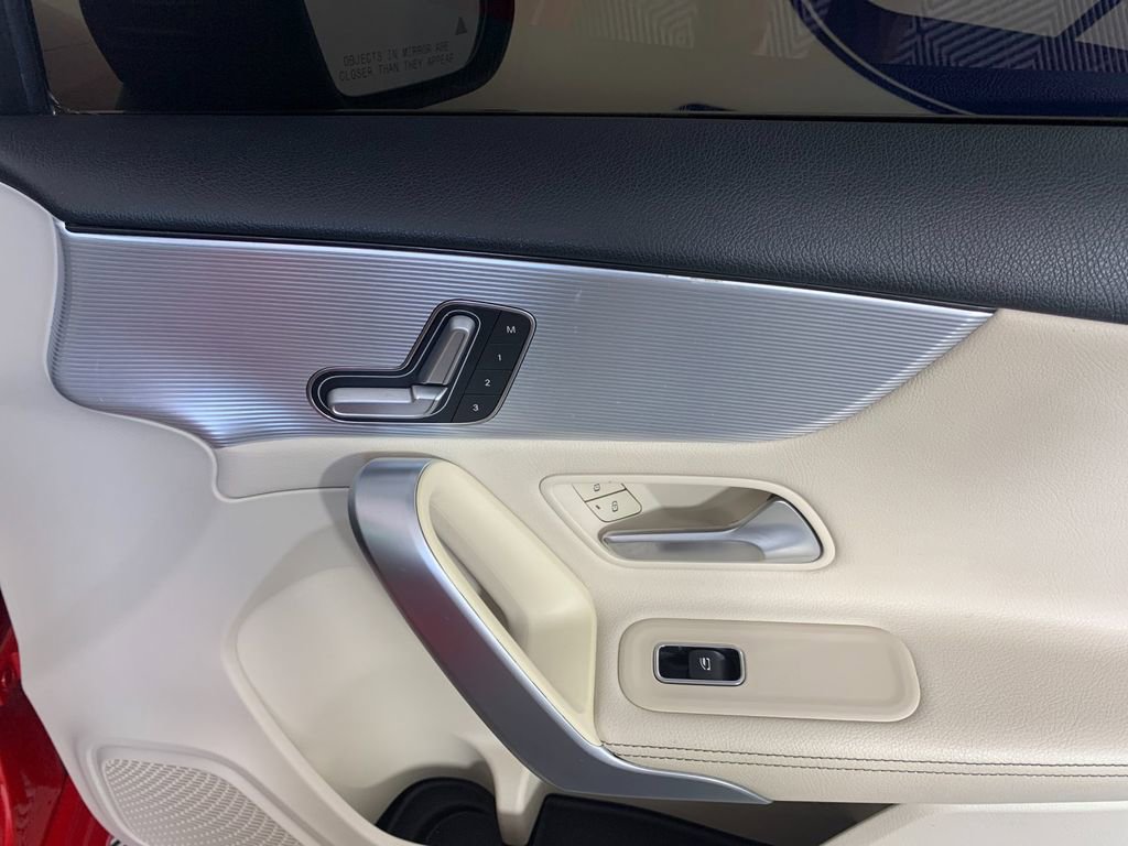 Used 2019 Mercedes-Benz A 220 image 38