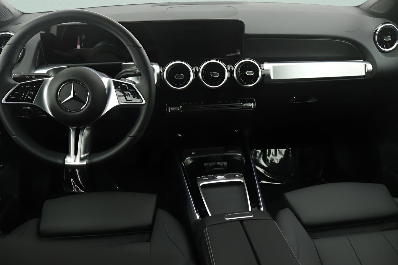 Certified 2026 Mercedes-Benz GLB 250 image 7
