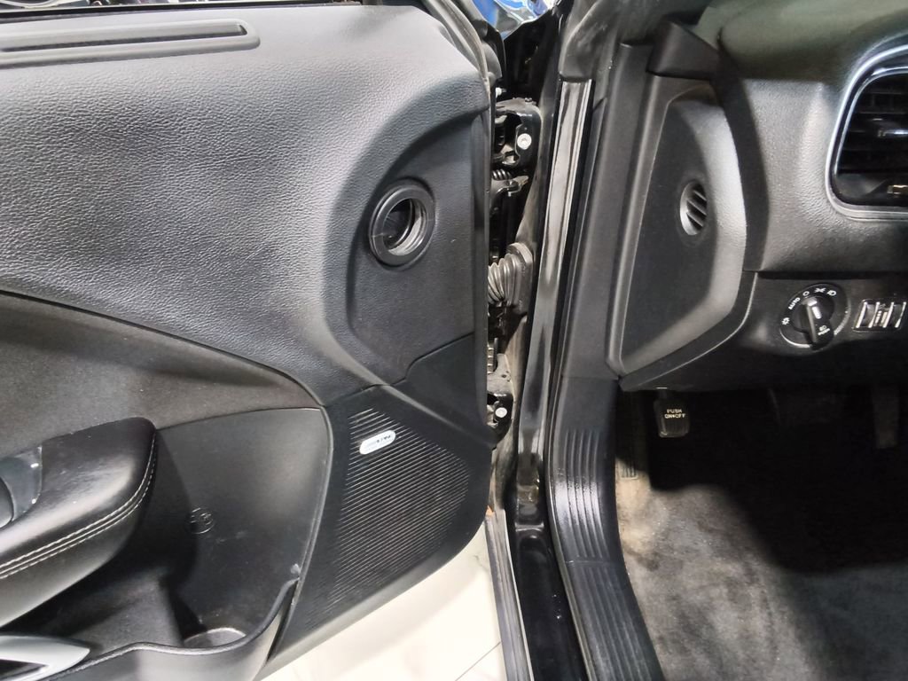 Used 2018 Dodge Challenger SXT w/ Blacktop Package image 18