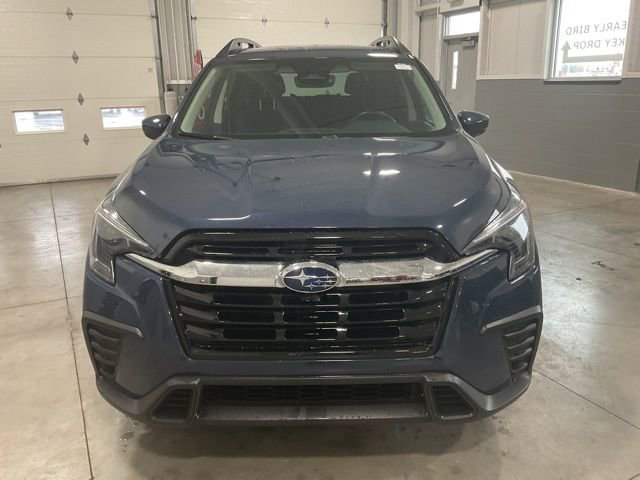 Used 2024 Subaru Ascent Premium w/ Convenience Package image 2
