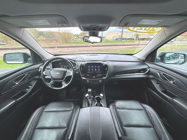 Used 2021 Chevrolet Traverse Premier w/ Redline Edition AWD/4WD image 21