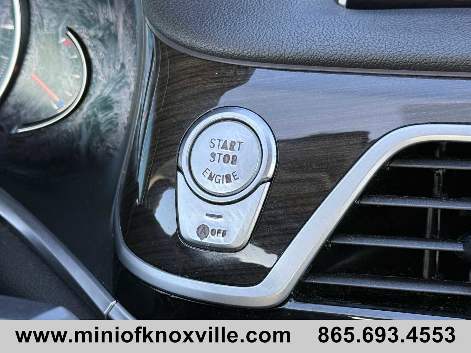 Used 2019 BMW 740i w/ Cold Weather Package image 23