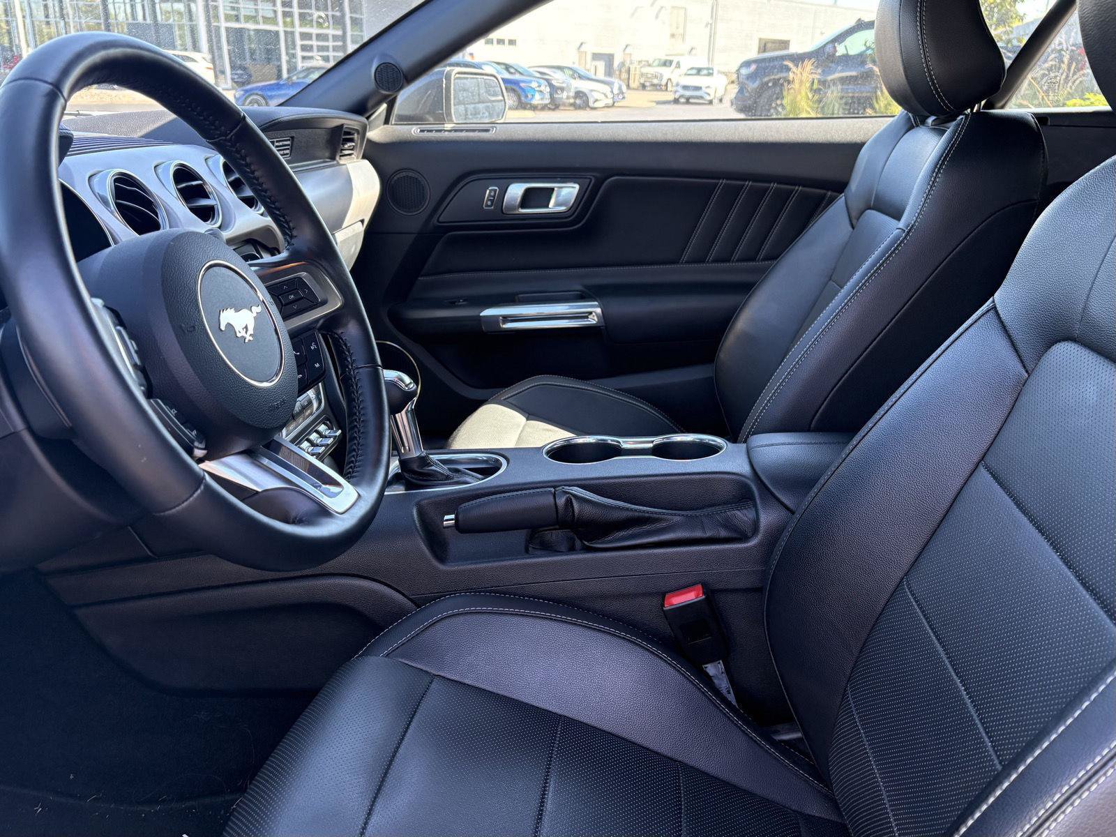 Used 2020 Ford Mustang GT Premium w/ Black Accent Package RWD image 8