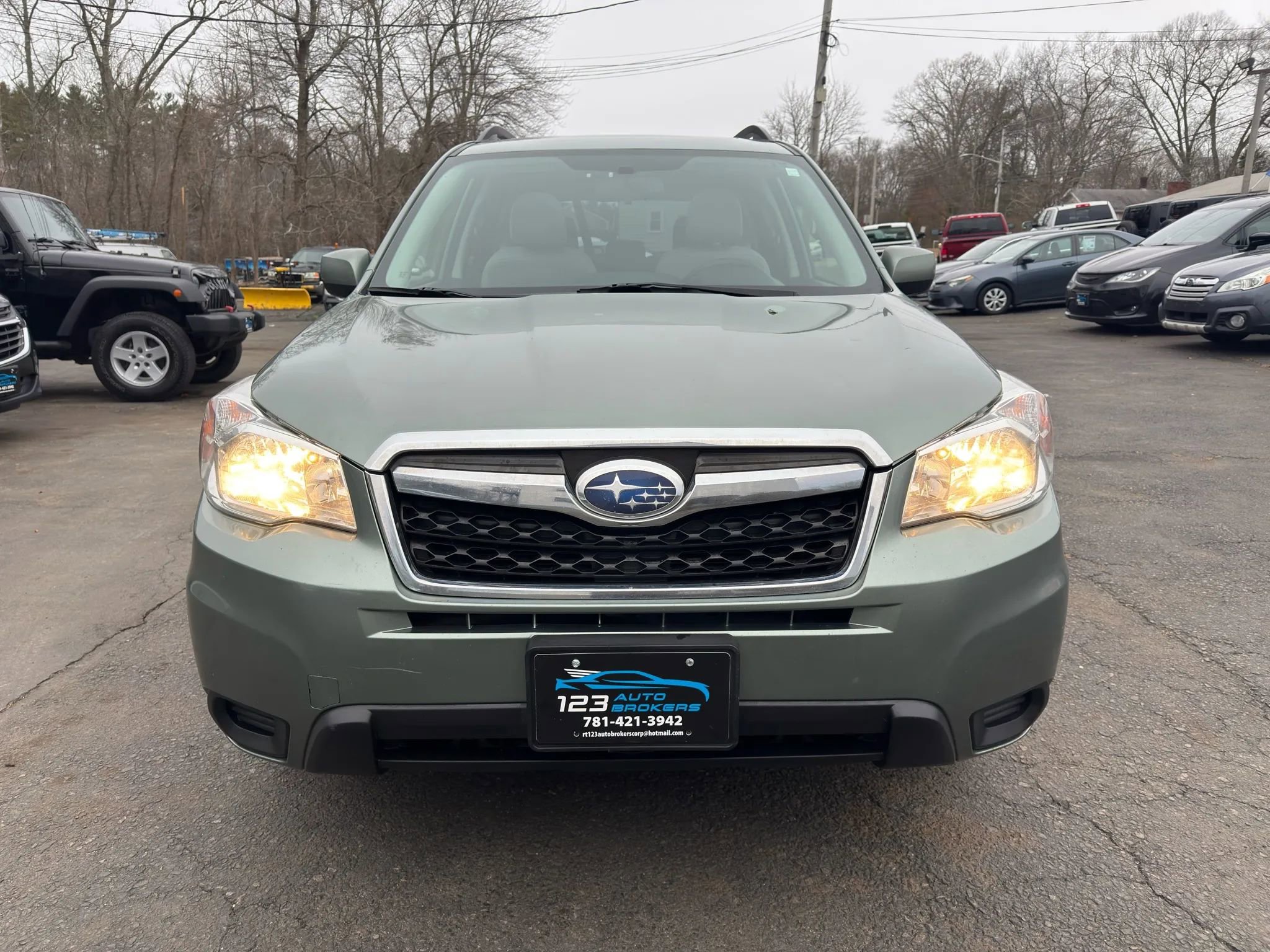 Used 2015 Subaru Forester 2.5i Premium w/ All-Weather Package image 2