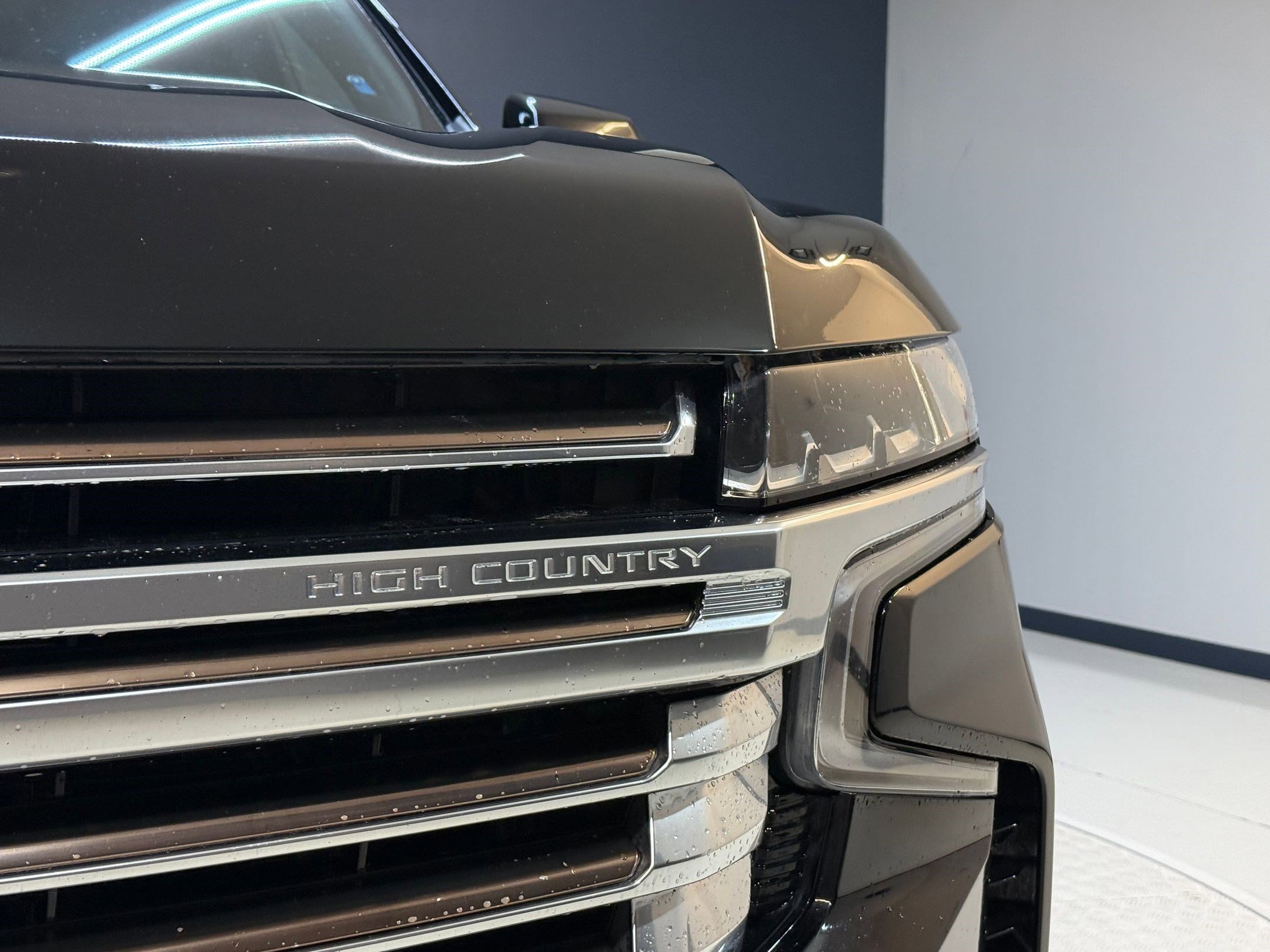 Used 2023 Chevrolet Tahoe High Country w/ Premium Package 2 AWD/4WD image 21