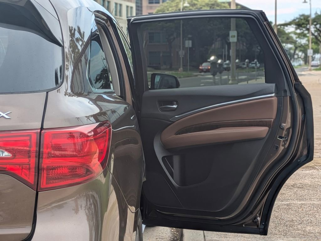 Used 2019 Acura MDX FWD image 12