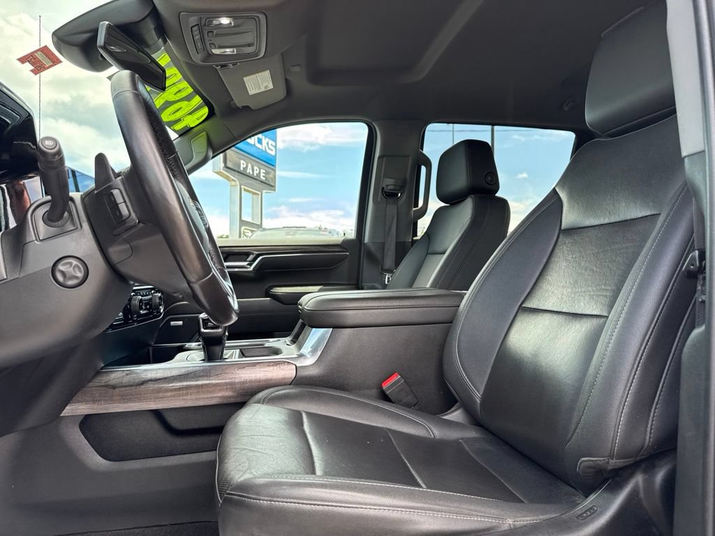 Used 2023 Chevrolet Silverado 1500 LTZ w/ Z71 Off-Road Package AWD/4WD image 15