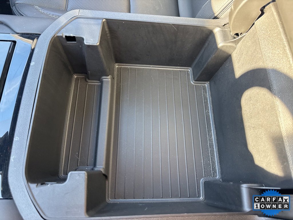 Used 2025 GMC Yukon Denali image 29