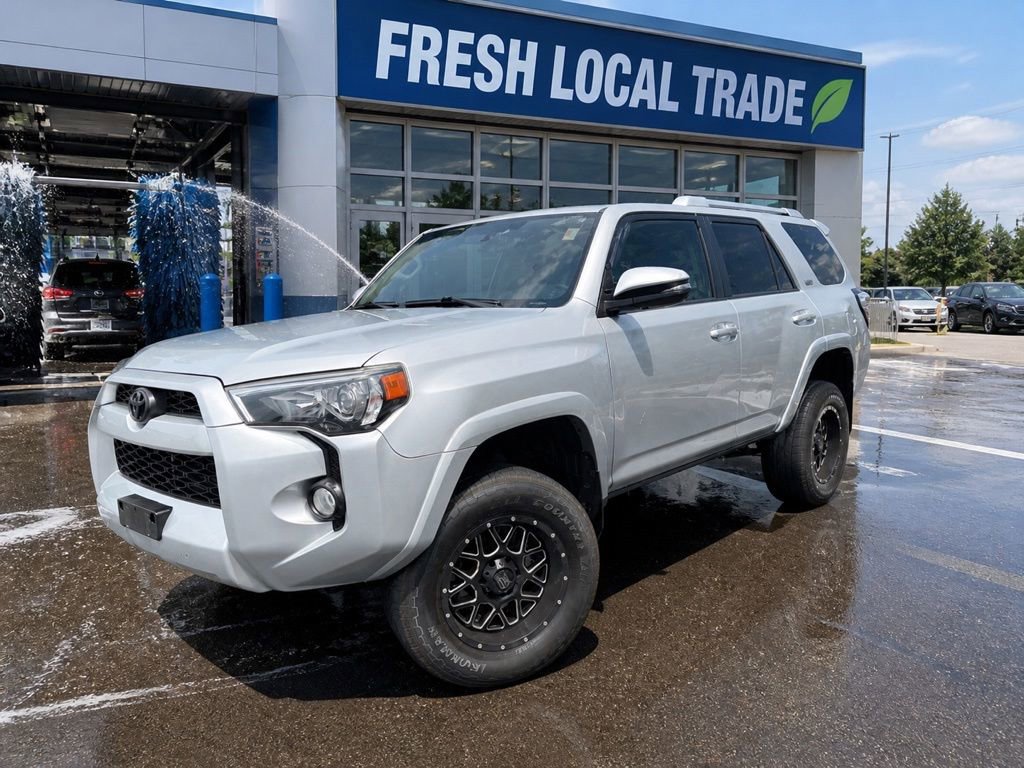 Used 2017 Toyota 4Runner SR5 Premium AWD/4WD image 1