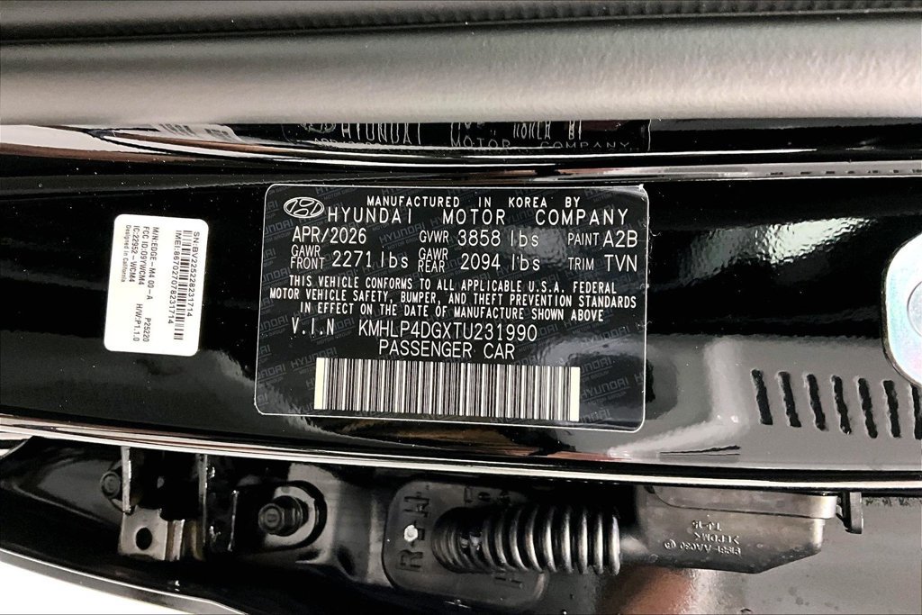 New 2026 Hyundai Elantra Limited FWD image 24