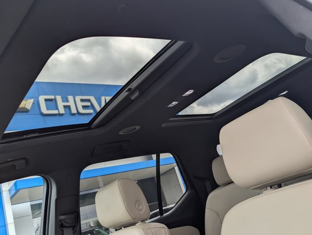 Used 2023 Chevrolet Traverse LT w/ LT Premium Package FWD image 29