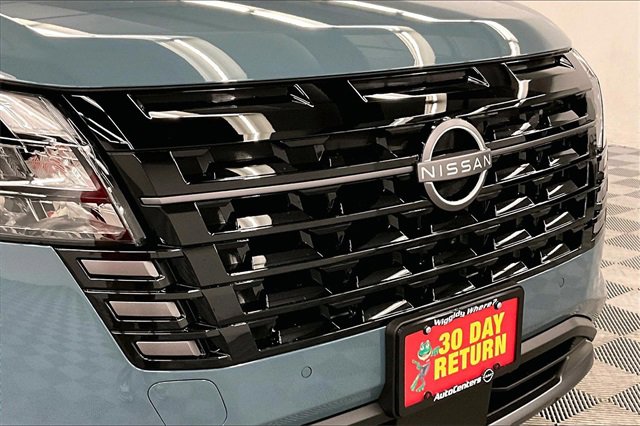 New 2026 Nissan Pathfinder Platinum image 15