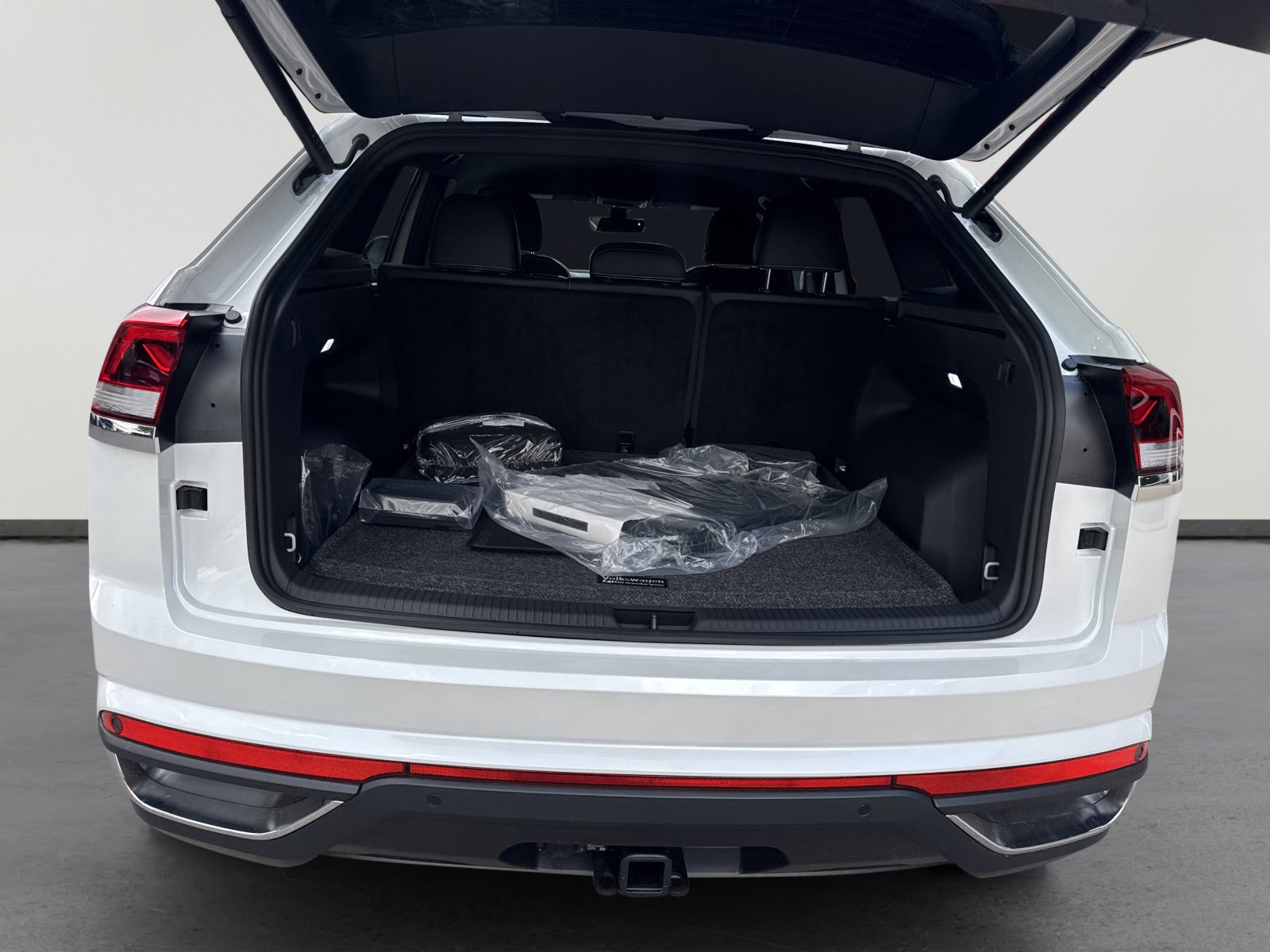 New 2026 Volkswagen Atlas Cross Sport SE image 8