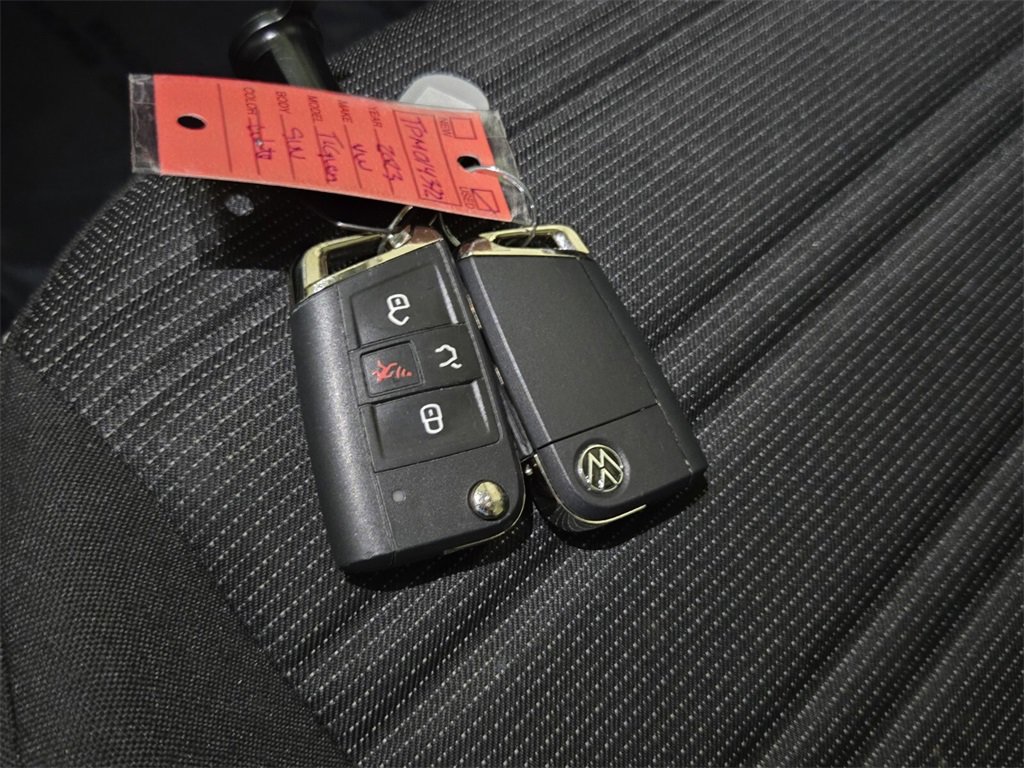 Certified 2023 Volkswagen Tiguan S image 19