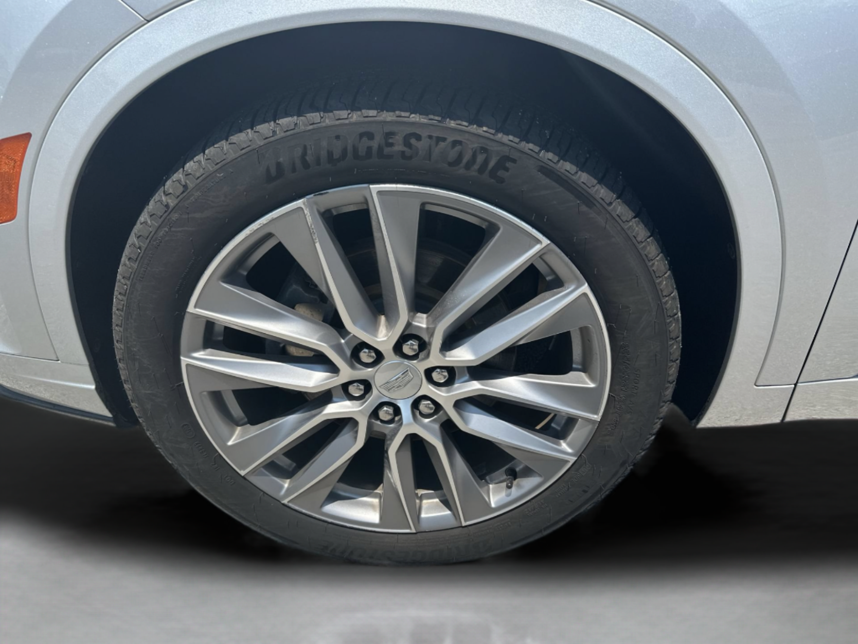 Used 2020 Cadillac XT6 Sport AWD/4WD image 29