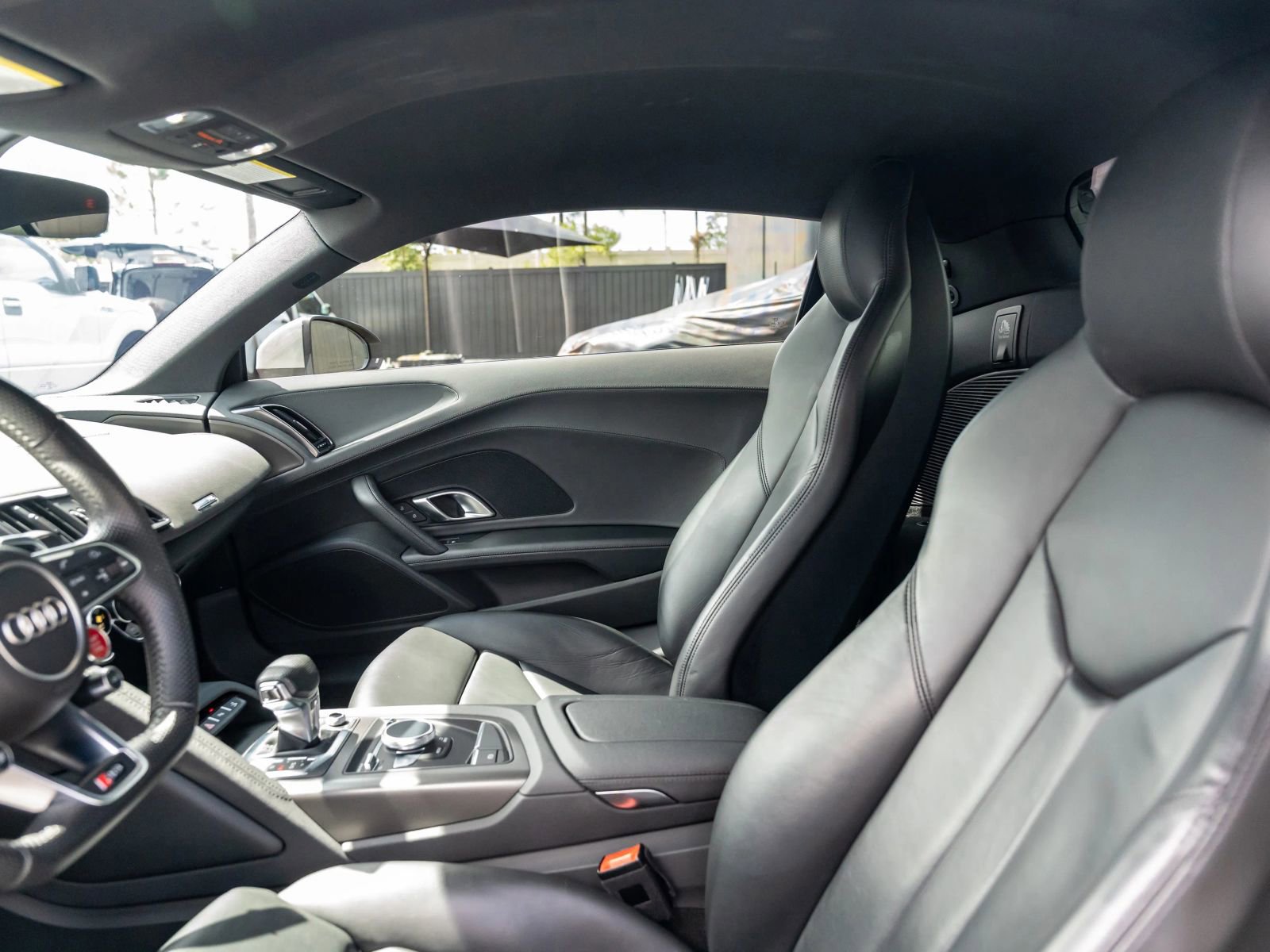 Used 2022 Audi R8 V10 RWD image 38