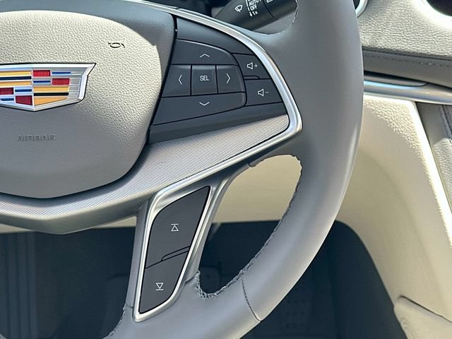 New 2026 Cadillac XT5 Premium Luxury w/ LPO, Floor Liner Package AWD/4WD image 6