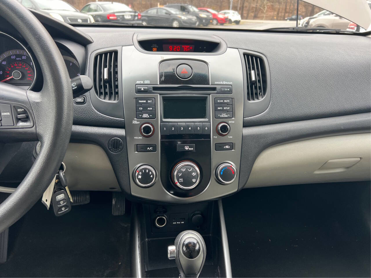 Used 2013 Kia Forte EX w/ Fuel Economy Pkg image 13