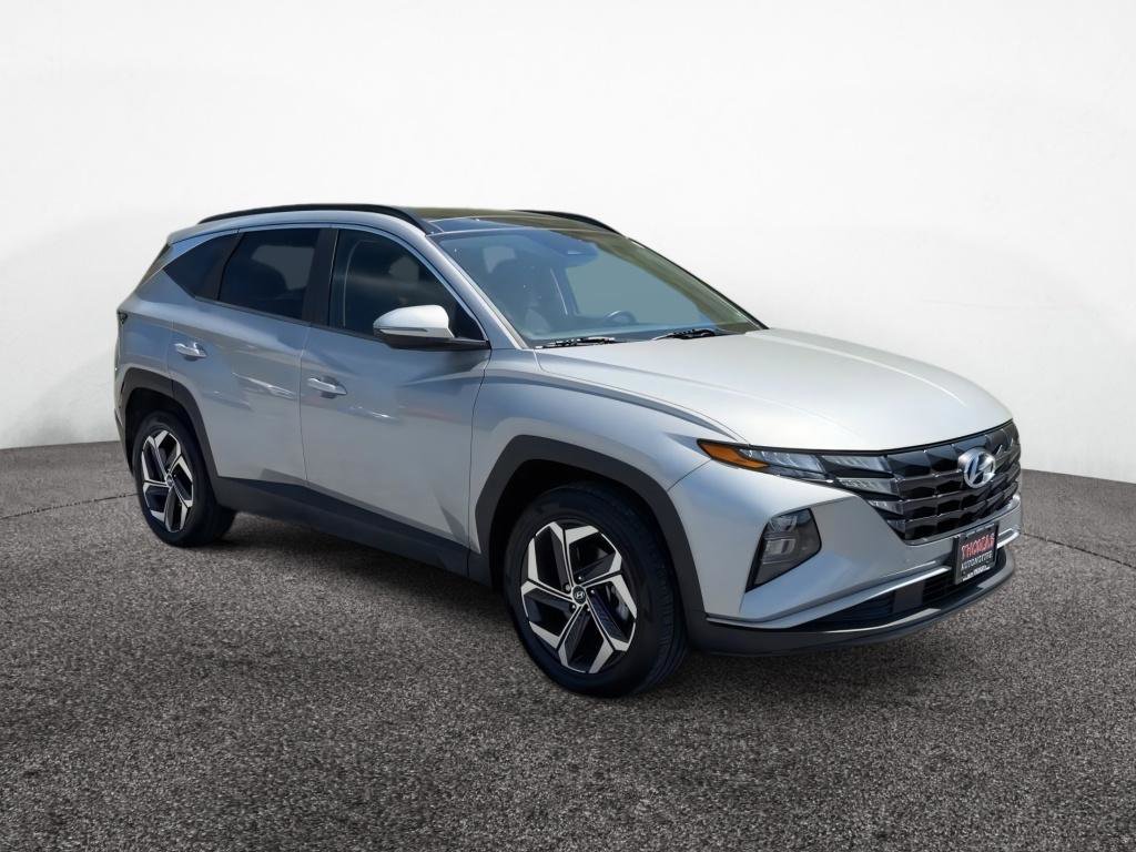 Certified 2022 Hyundai Tucson SEL w/ Cargo Package AWD/4WD image 2
