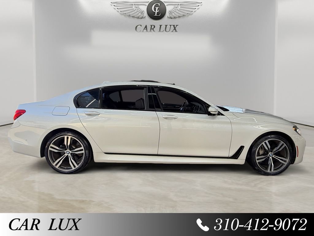 Used 2019 BMW 750i image 6