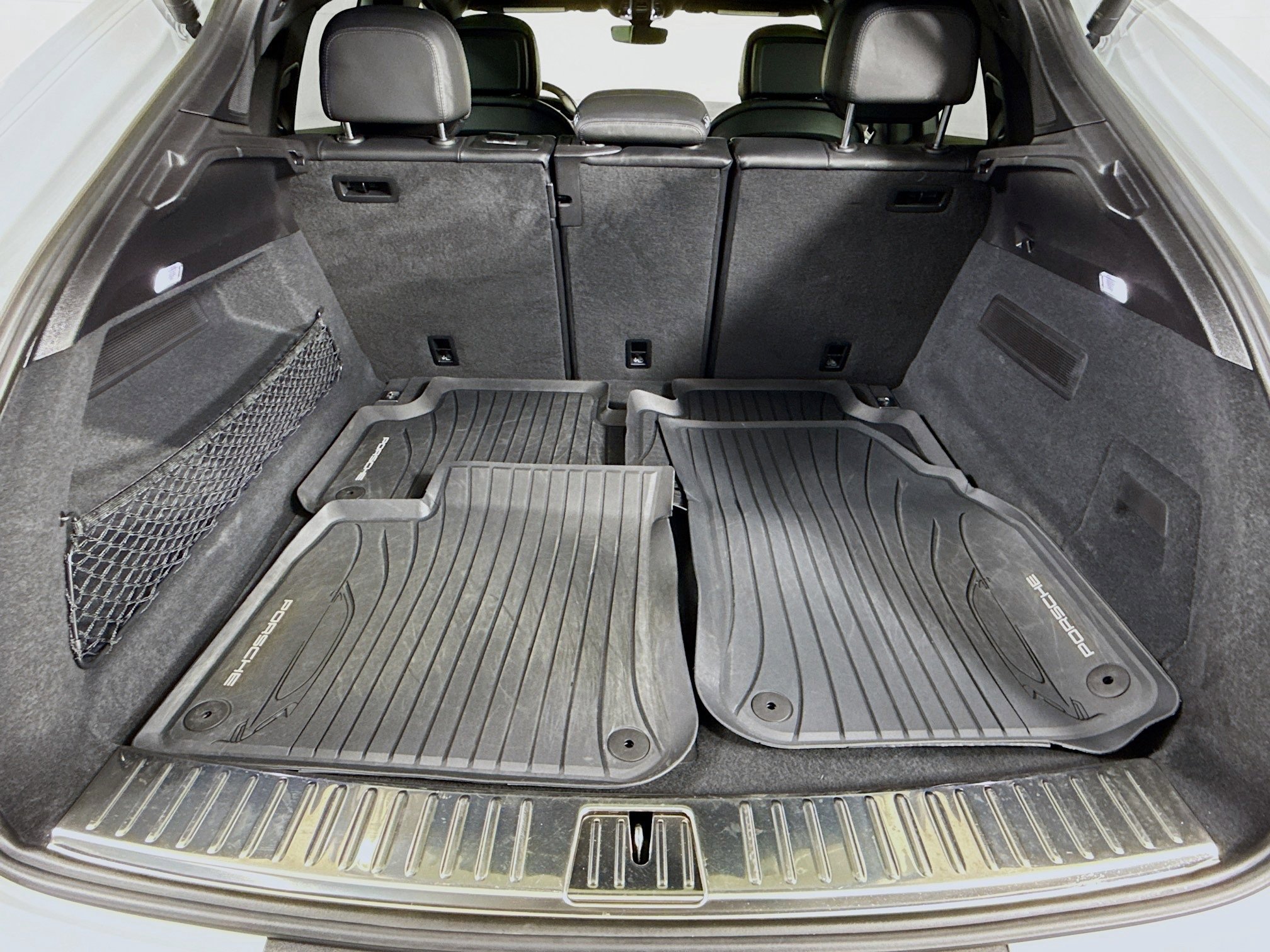 Certified 2022 Porsche Cayenne image 26