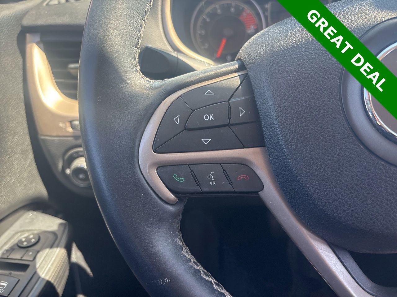 Used 2017 Jeep Cherokee Latitude w/ Safety/Convenience Group image 22