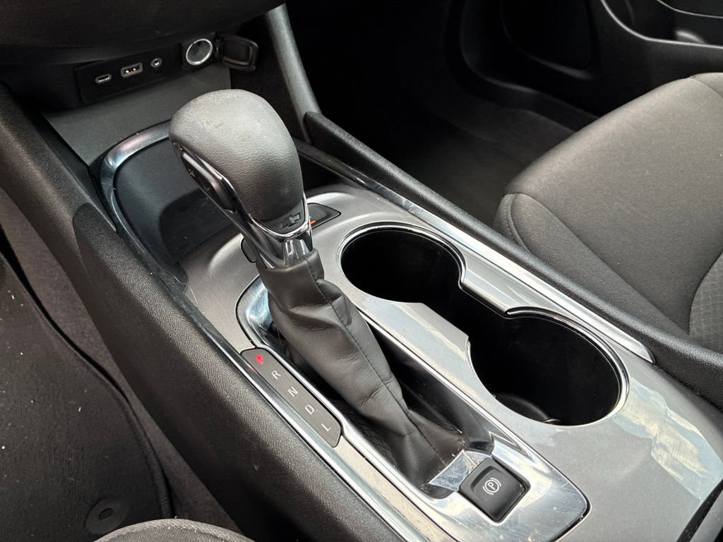 Used 2024 Chevrolet Malibu LT FWD image 14