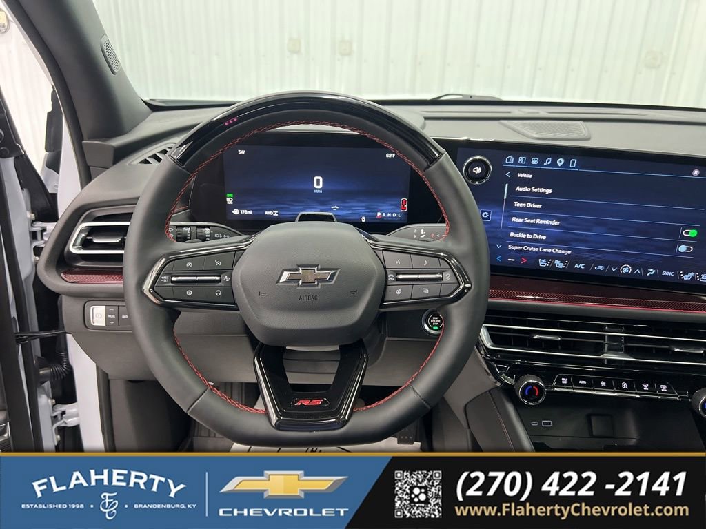 Used 2026 Chevrolet Traverse RS w/ LPO, Floor Liner Package AWD/4WD image 28