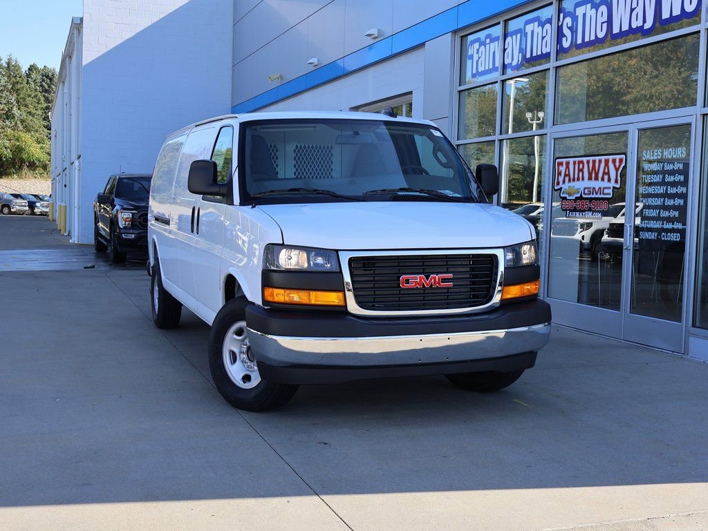 New 2025 Chevrolet Express 3500 Extended w/ Driver Convenience Package RWD image 29