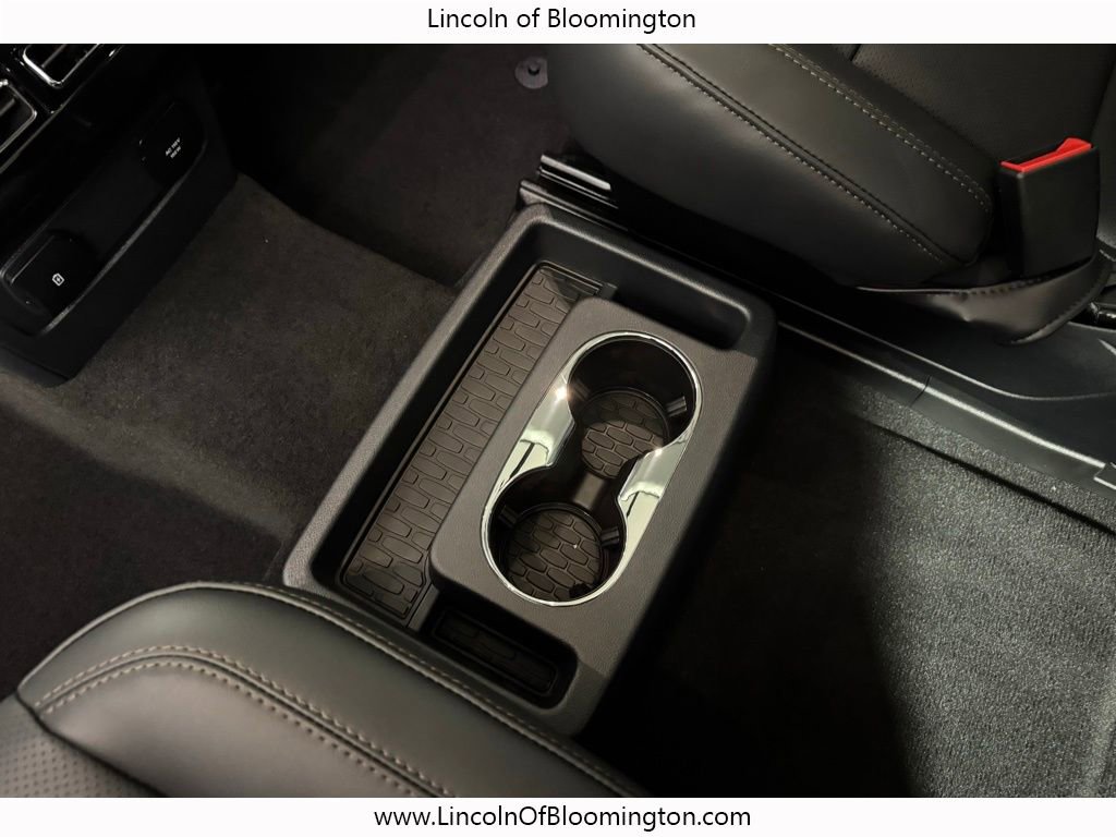 New 2026 Lincoln Aviator AWD w/ Jet Appearance Package image 57