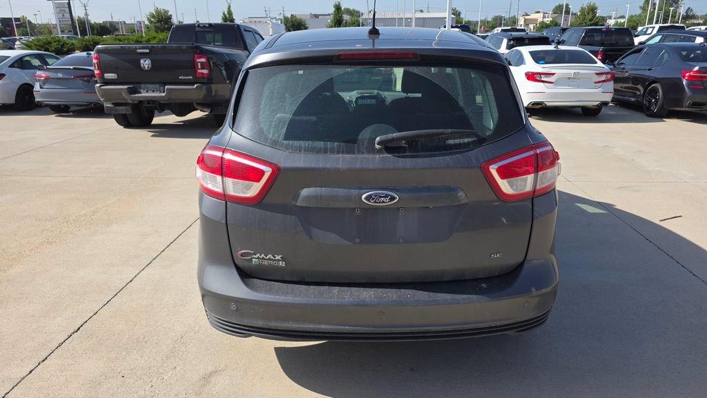 Used 2017 Ford C-MAX Energi SE w/ Equipment Group 401A FWD image 4
