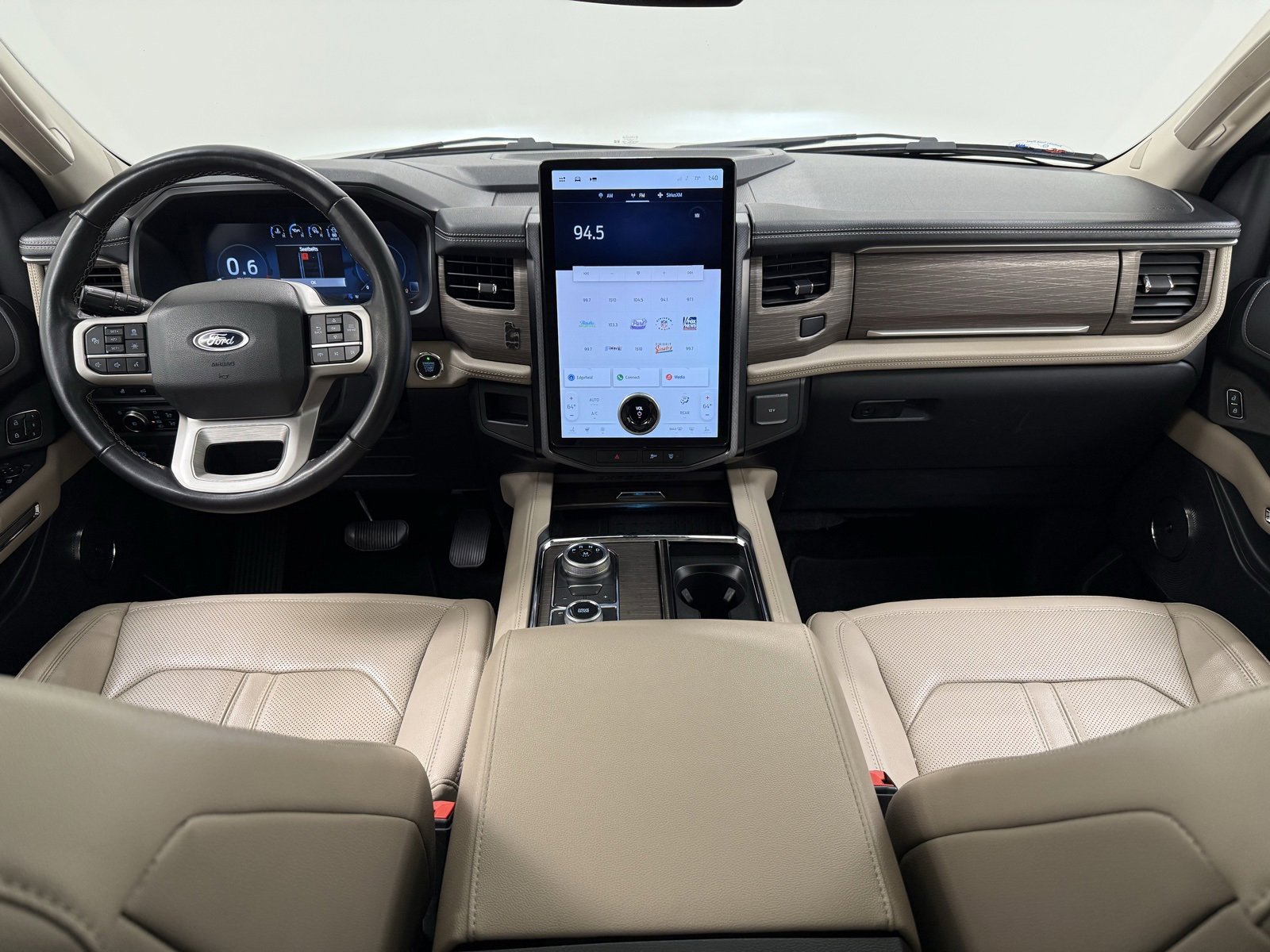 Used 2022 Ford Expedition Limited image 26