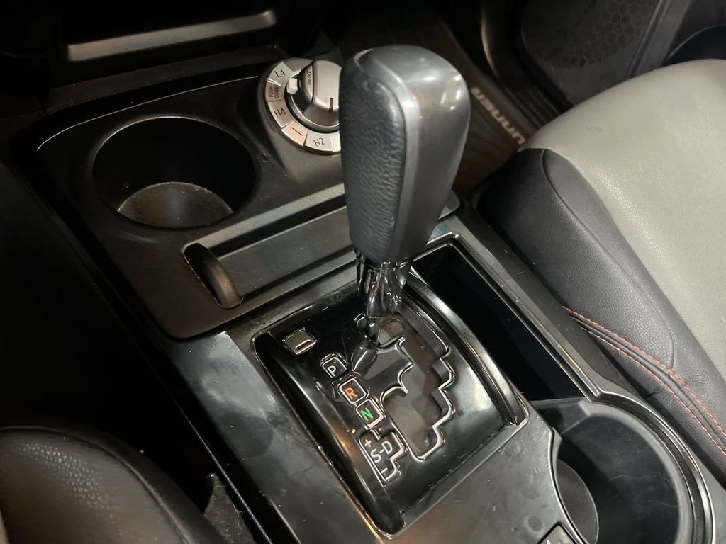 Used 2014 Toyota 4Runner SR5 Premium image 17