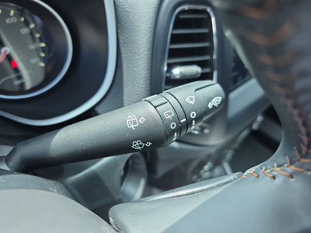 Used 2021 Jeep Compass Latitude w/ Sun and Sound Group FWD image 23