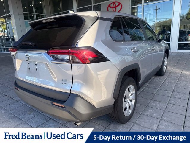 Used 2024 Toyota RAV4 LE AWD/4WD image 7
