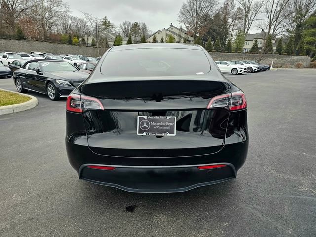 Used 2023 Tesla Model Y Long Range image 9