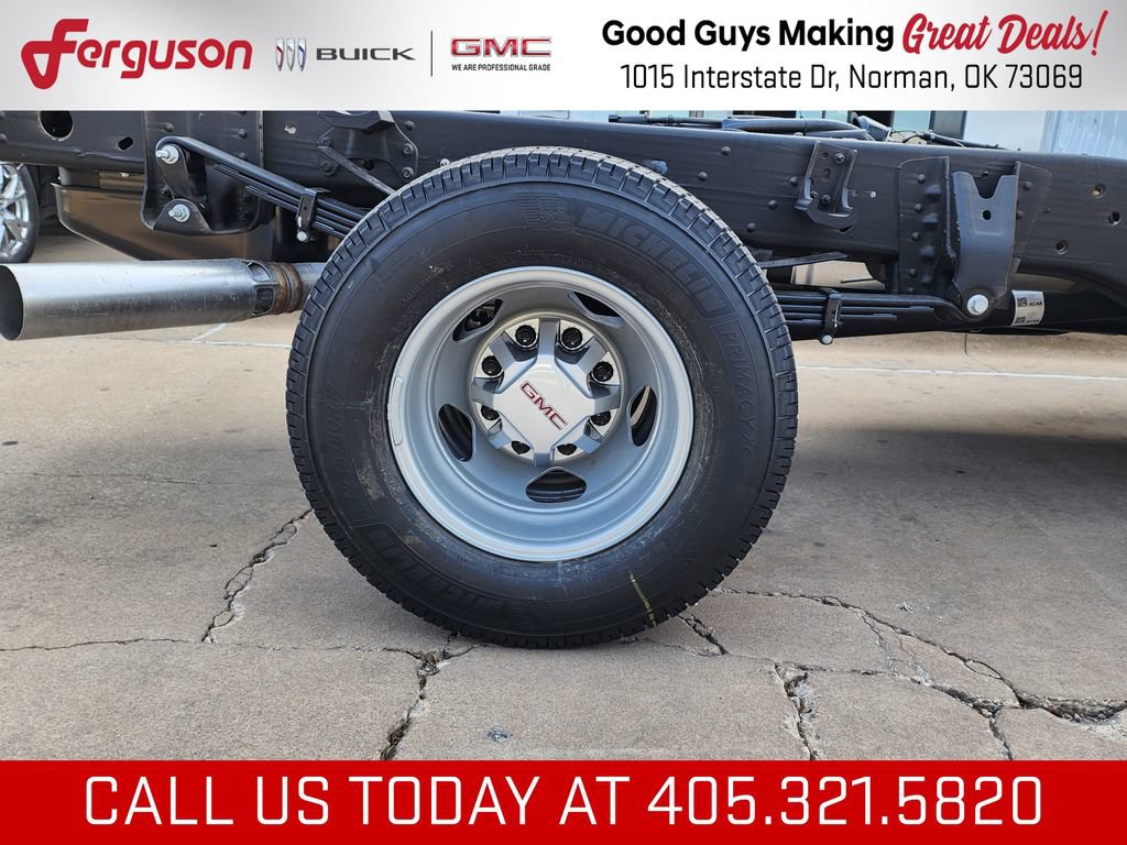 New 2026 GMC Sierra 3500 Pro w/ Convenience Package AWD/4WD image 48