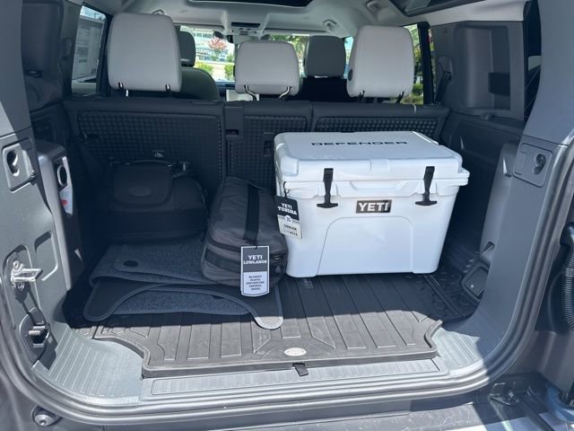 New 2025 Land Rover Defender 110 S image 29