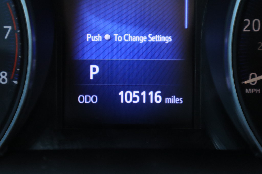 Used 2018 Toyota C-HR XLE FWD image 15