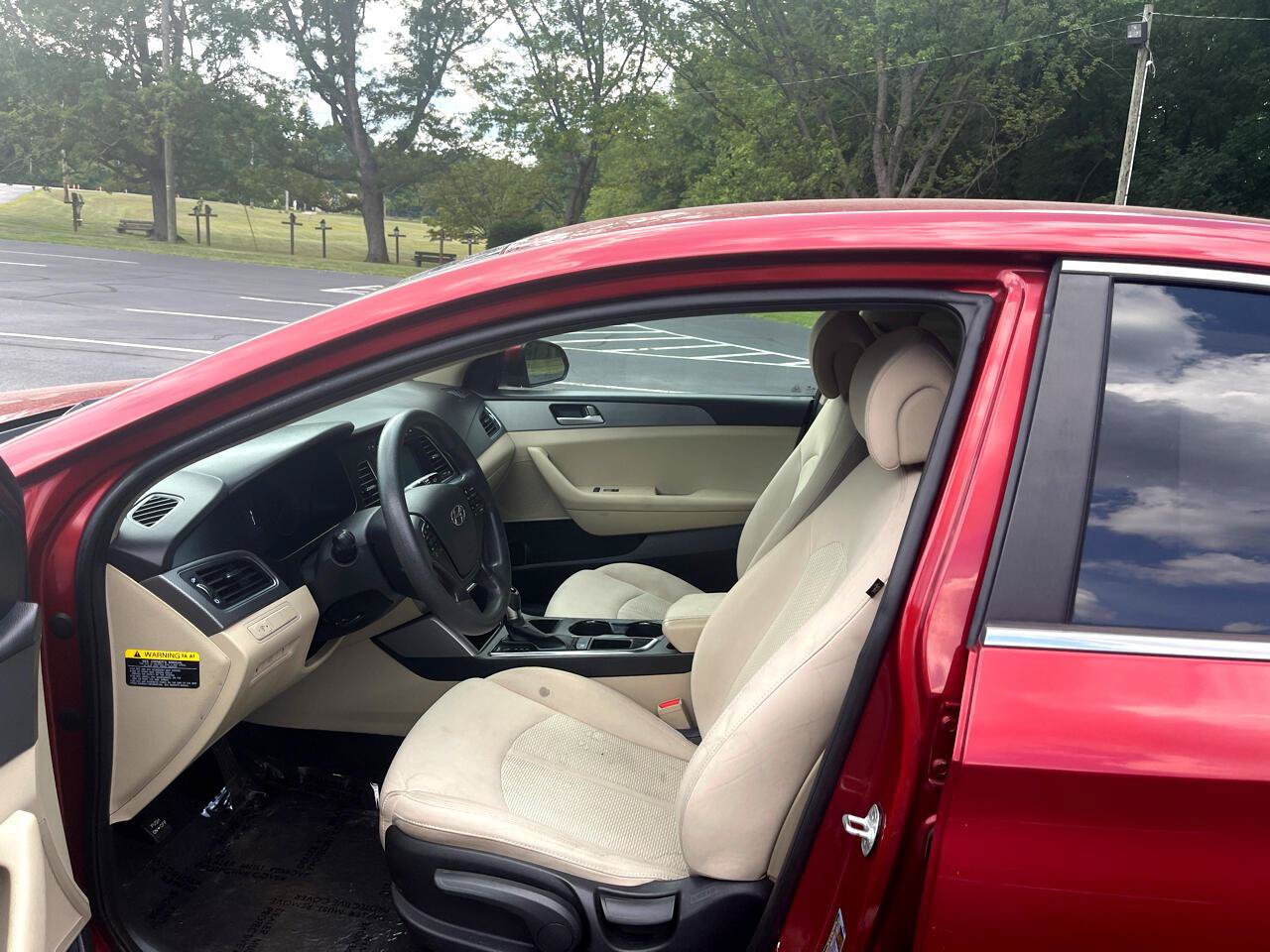 Used 2016 Hyundai Sonata SE FWD image 29