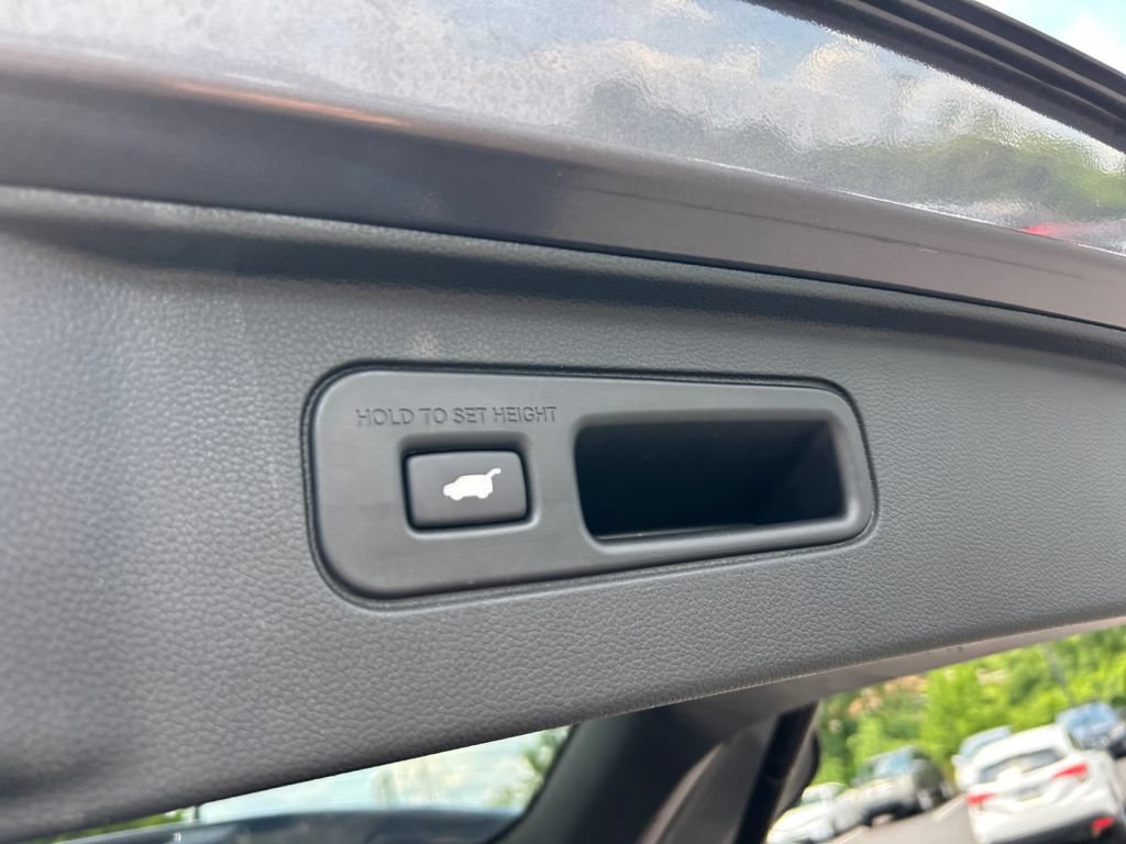 Certified 2023 Honda Pilot Elite image 27