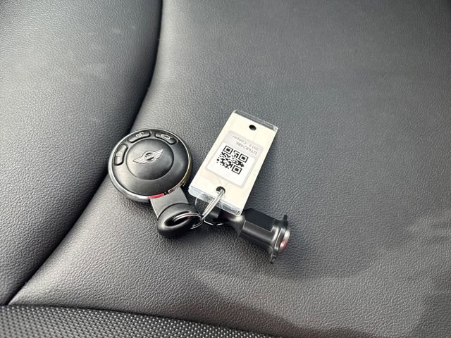 Used 2013 MINI Cooper Hardtop FWD image 24