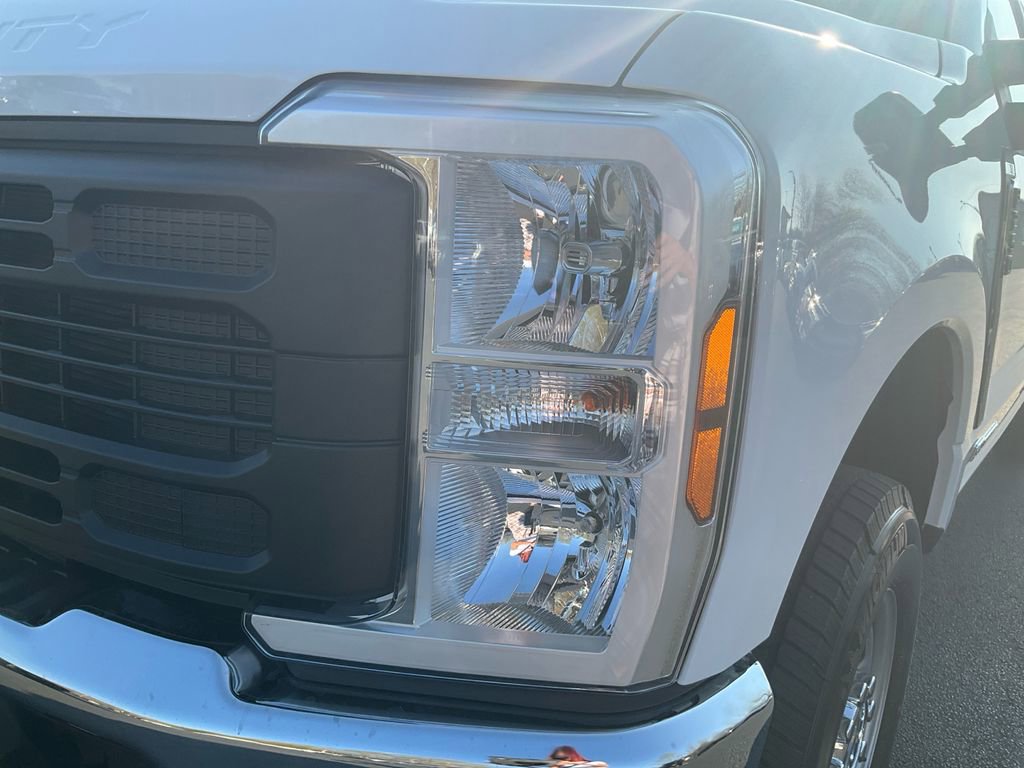New 2026 Ford F250 XL image 9