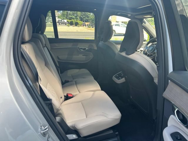 Certified 2025 Volvo XC90 B5 Plus AWD/4WD image 13