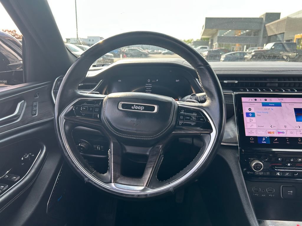 Certified 2022 Jeep Grand Cherokee L Overland w/ Luxury Tech Group IV AWD/4WD image 10