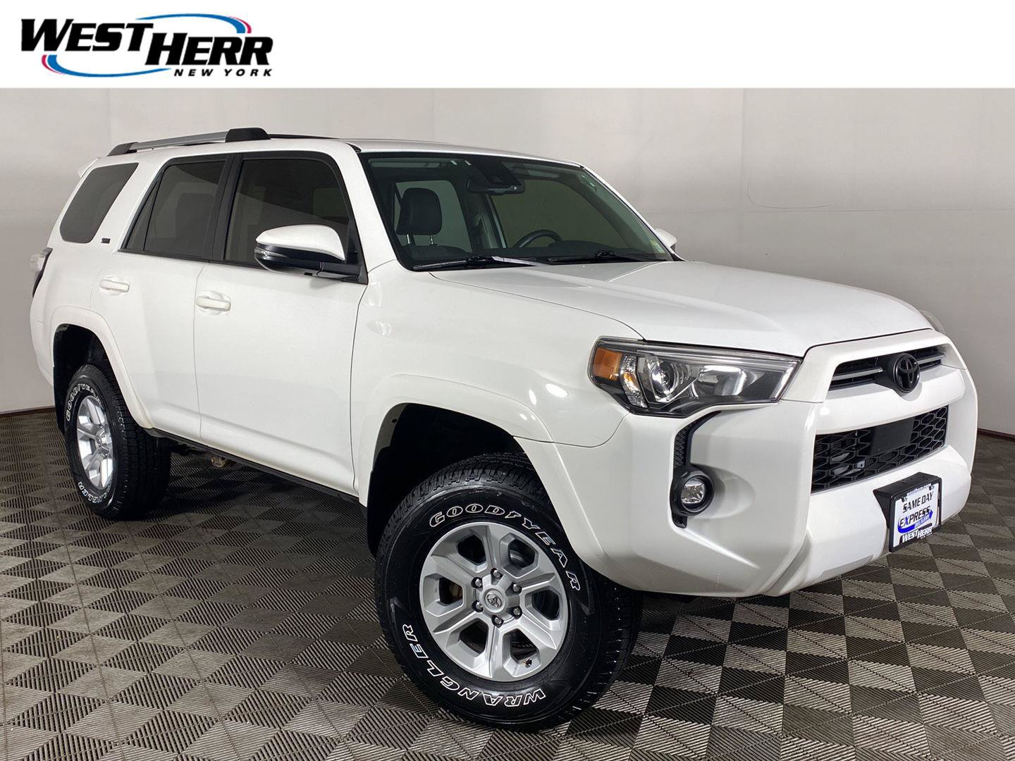 Used 2022 Toyota 4Runner SR5 Premium w/ Moonroof Package