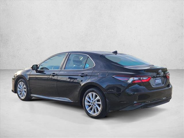 Used 2022 Toyota Camry LE image 7