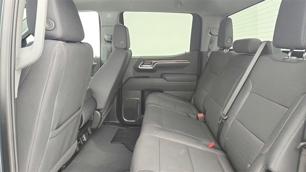 Certified 2025 Chevrolet Silverado 1500 LT image 26